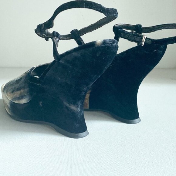 Vintage 00" PRADA Ombré Grey Beige Velvet Wedge Heels 38.5 - Picture 7 of 10